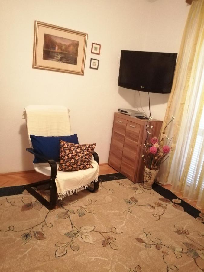 Apartman Mira Apartamento Baška Exterior foto
